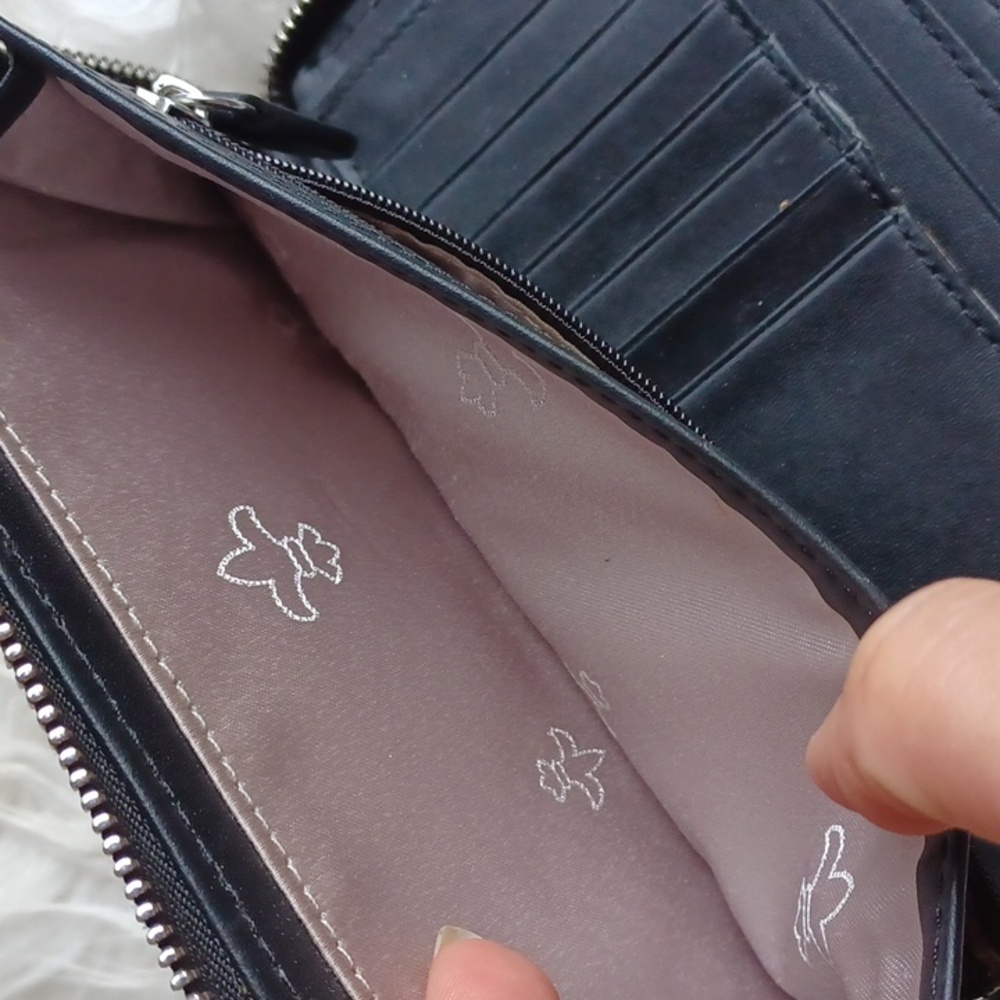 Judith Ripka wallet - Picture 8 of 13